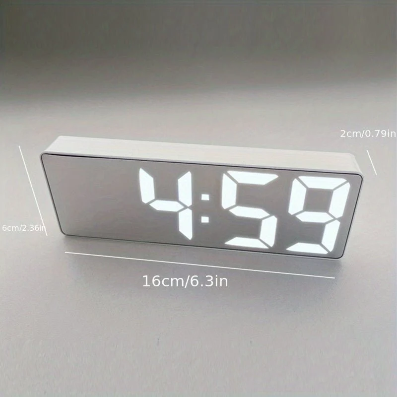 Lumio – Réveil Digital LED Miroir, Luminosité Réglable & Format 12/24h